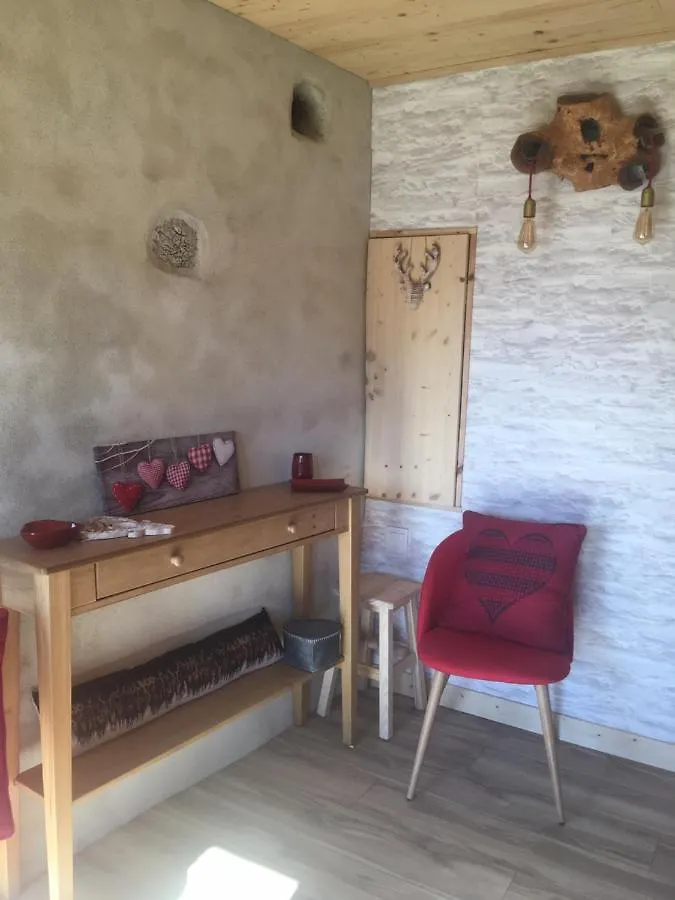 Bed and Breakfast la gravinette à Cruet