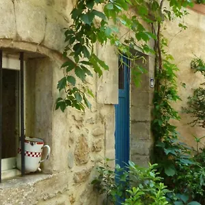 Couette-café Du Clocher, Vallon-Pont-dʼArc